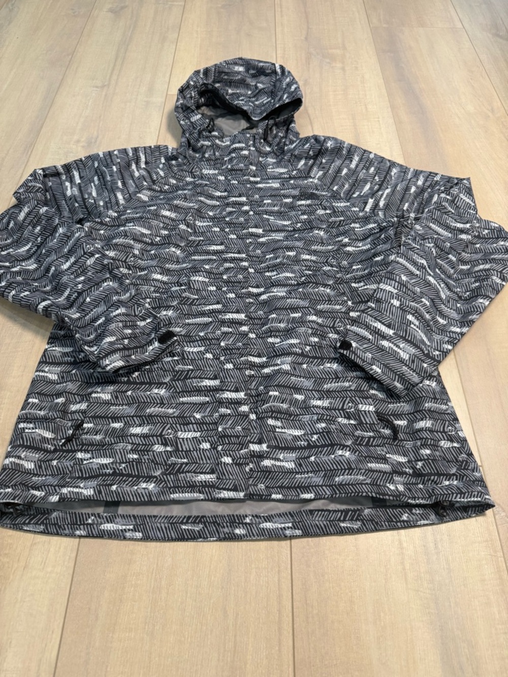 The North Face Black & White Logo Label Women's Rain Jacket